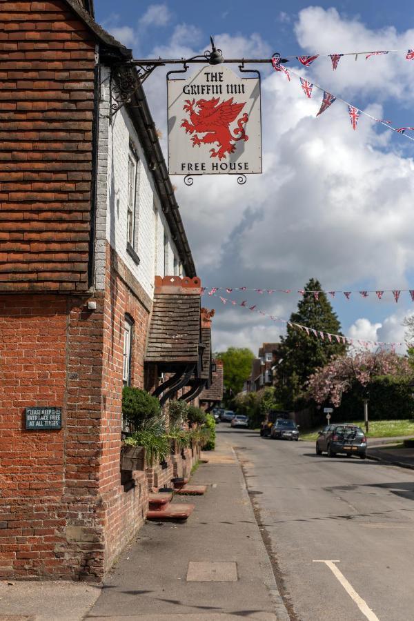The Griffin Inn Fletching Екстериор снимка