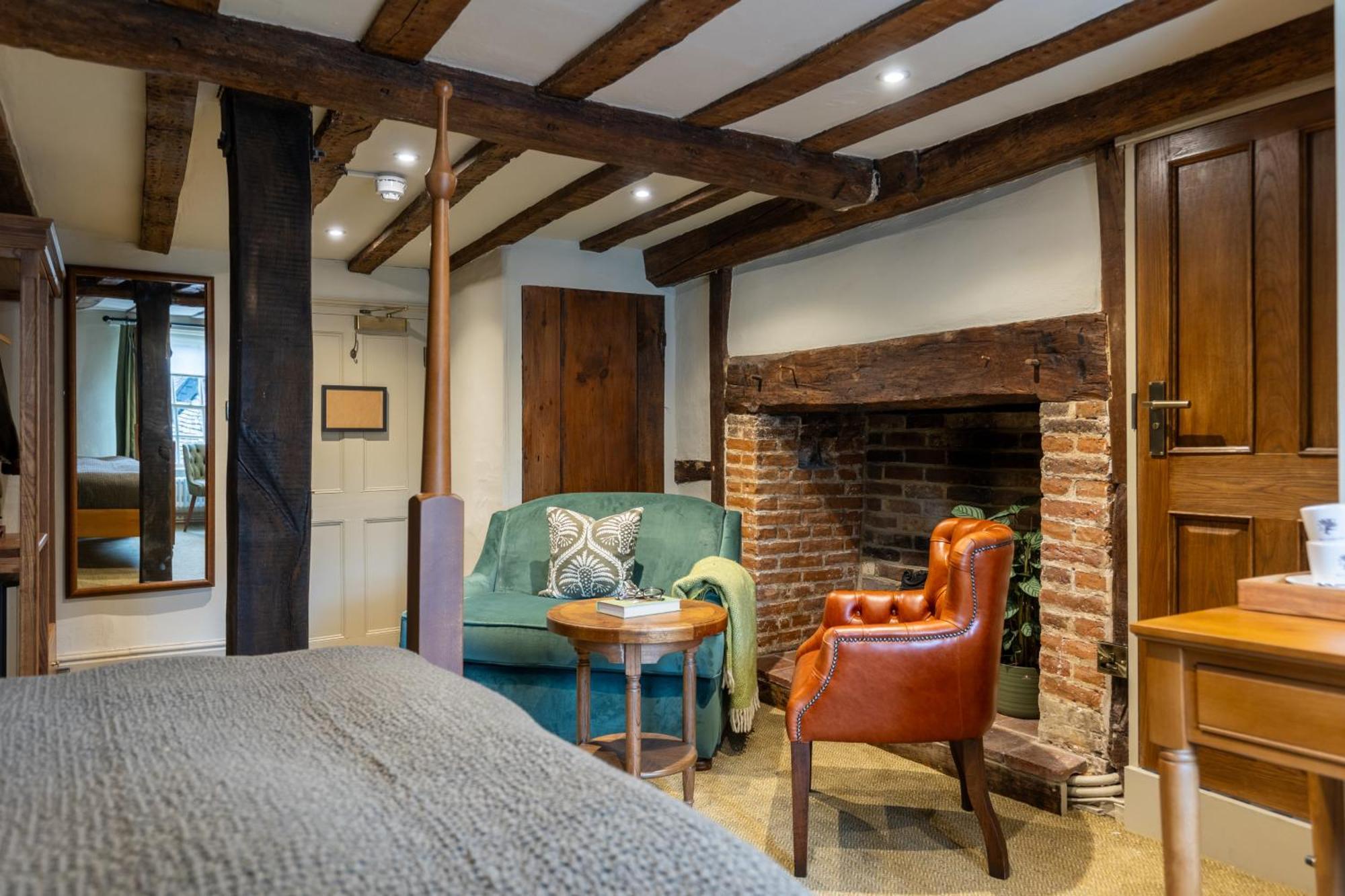 The Griffin Inn Fletching Екстериор снимка